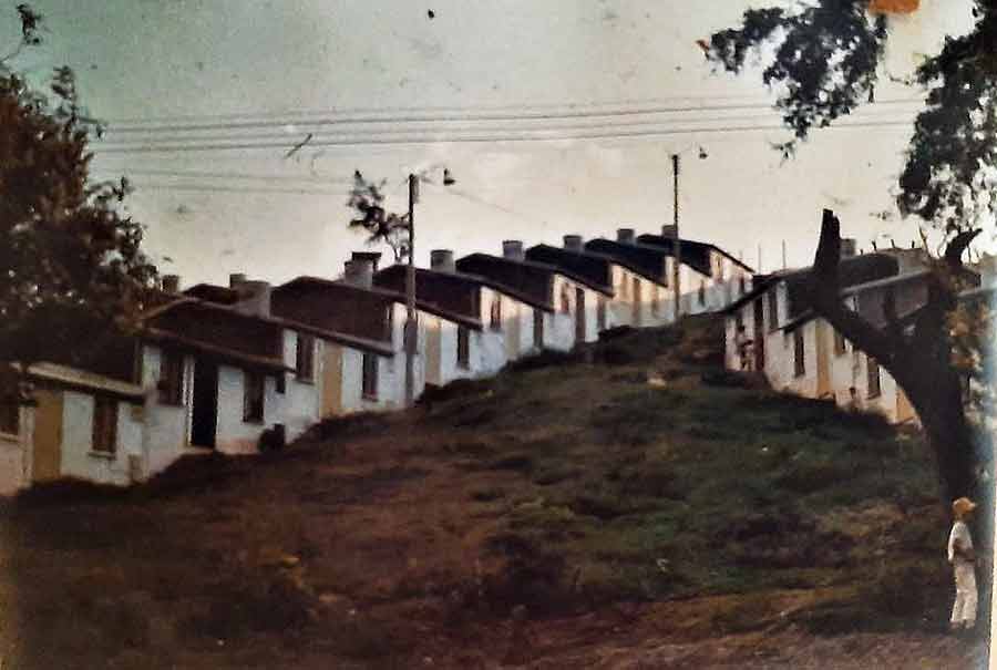 Linea de tiempo ambiental ecobarrio Aguacatal.docx